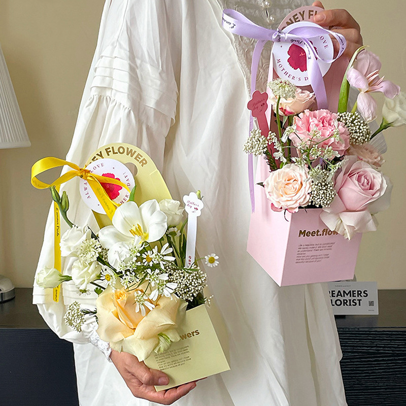 Boîte à fleurs à main avec est - Florist Supply House avis et prix